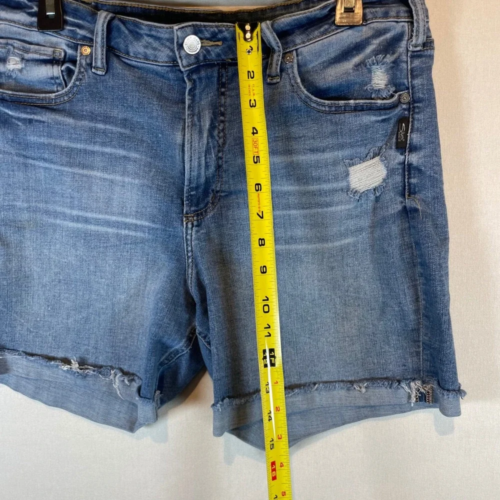 Silver Jeans Co Sure Thing‎ Long Shorts Medium Wash Distressed Denim W32 L6.5